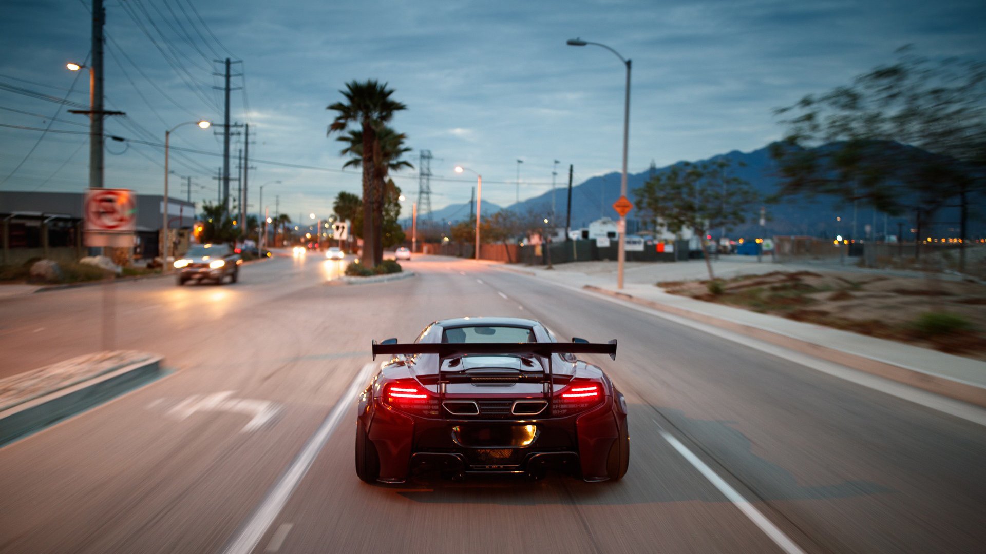 大学生篮球联赛热度攀升多支队伍表现亮眼,大学生篮球联赛赛制